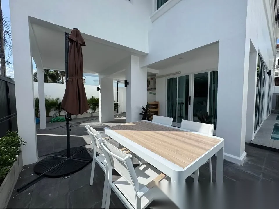 Вилла 3BR в комплексе Land and Houses Park · Чалонг · Вид на бассейн — фото 23