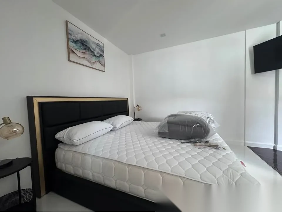 Вилла 3BR в комплексе Land and Houses Park · Чалонг · Вид на бассейн — фото 27