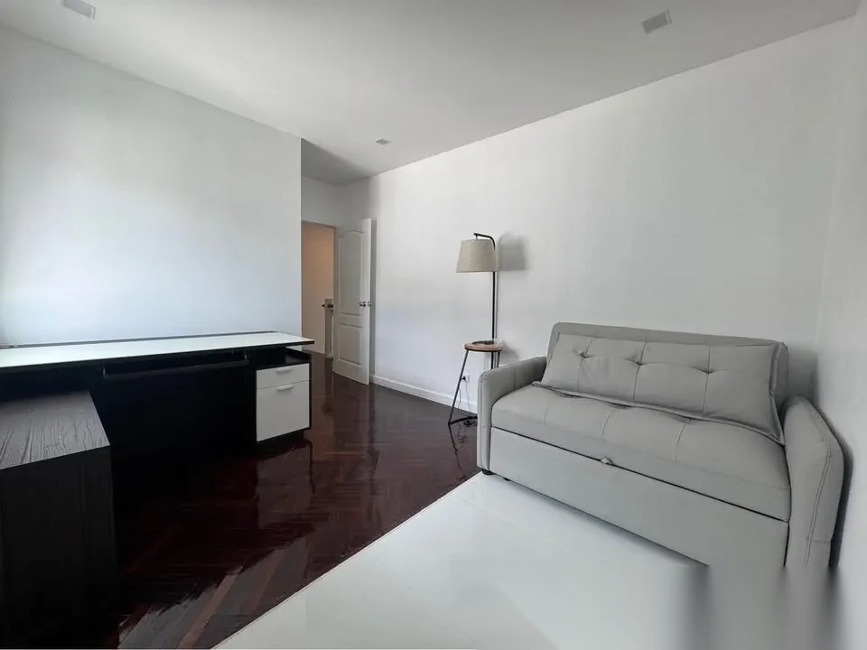 Вилла 3BR в комплексе Land and Houses Park · Чалонг · Вид на бассейн — фото 28