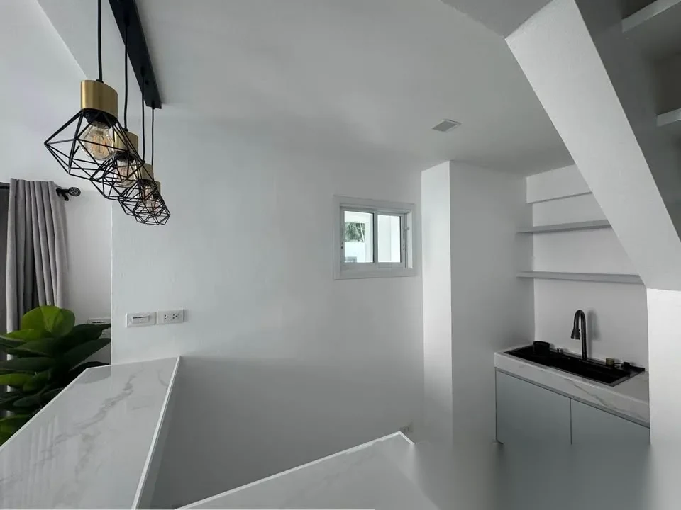 Вилла 3BR в комплексе Land and Houses Park · Чалонг · Вид на бассейн — фото 33