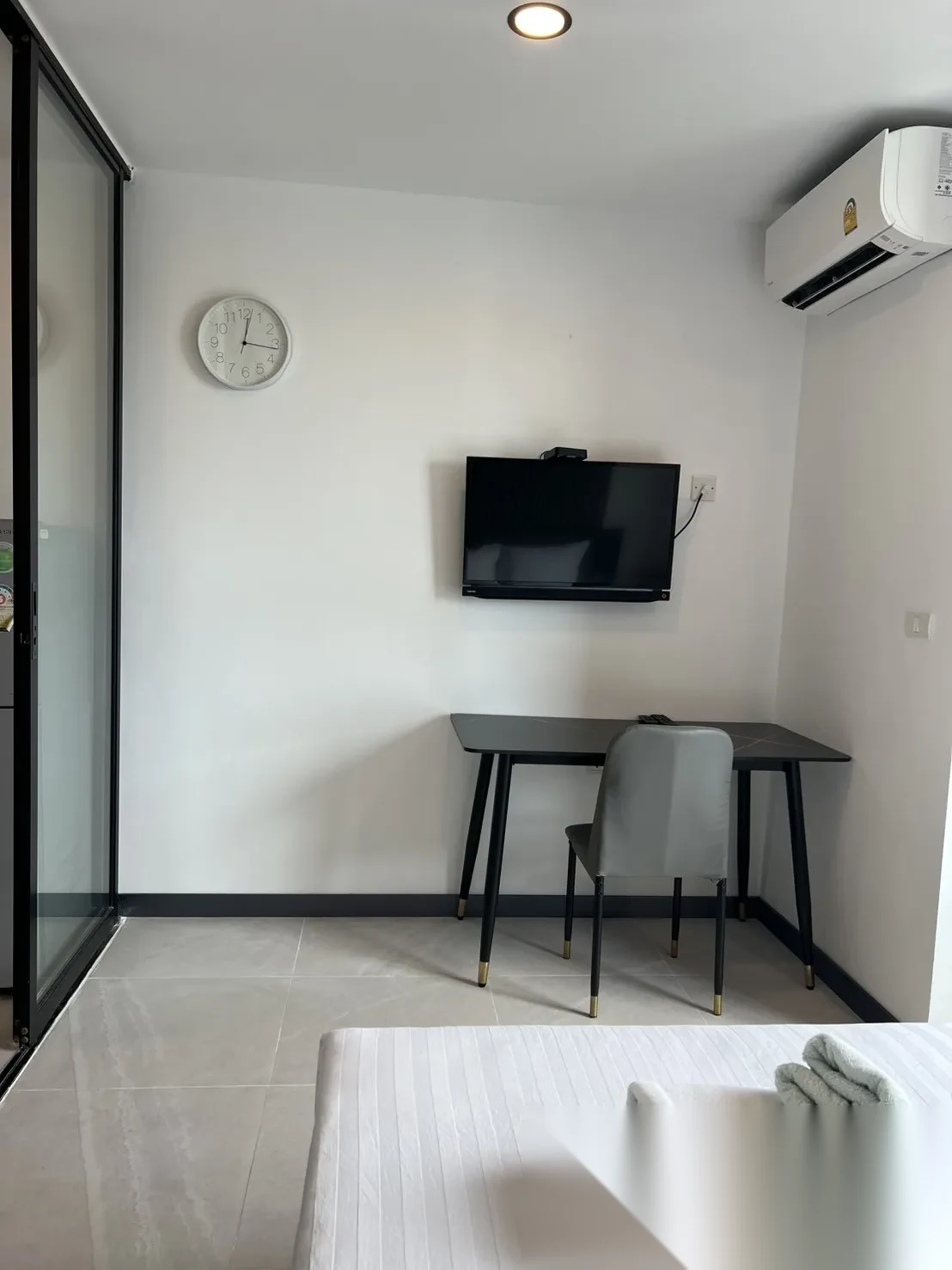 Studio Apartment for sale at Zcape I complex · Choeng Thale · Garden View — photo 7