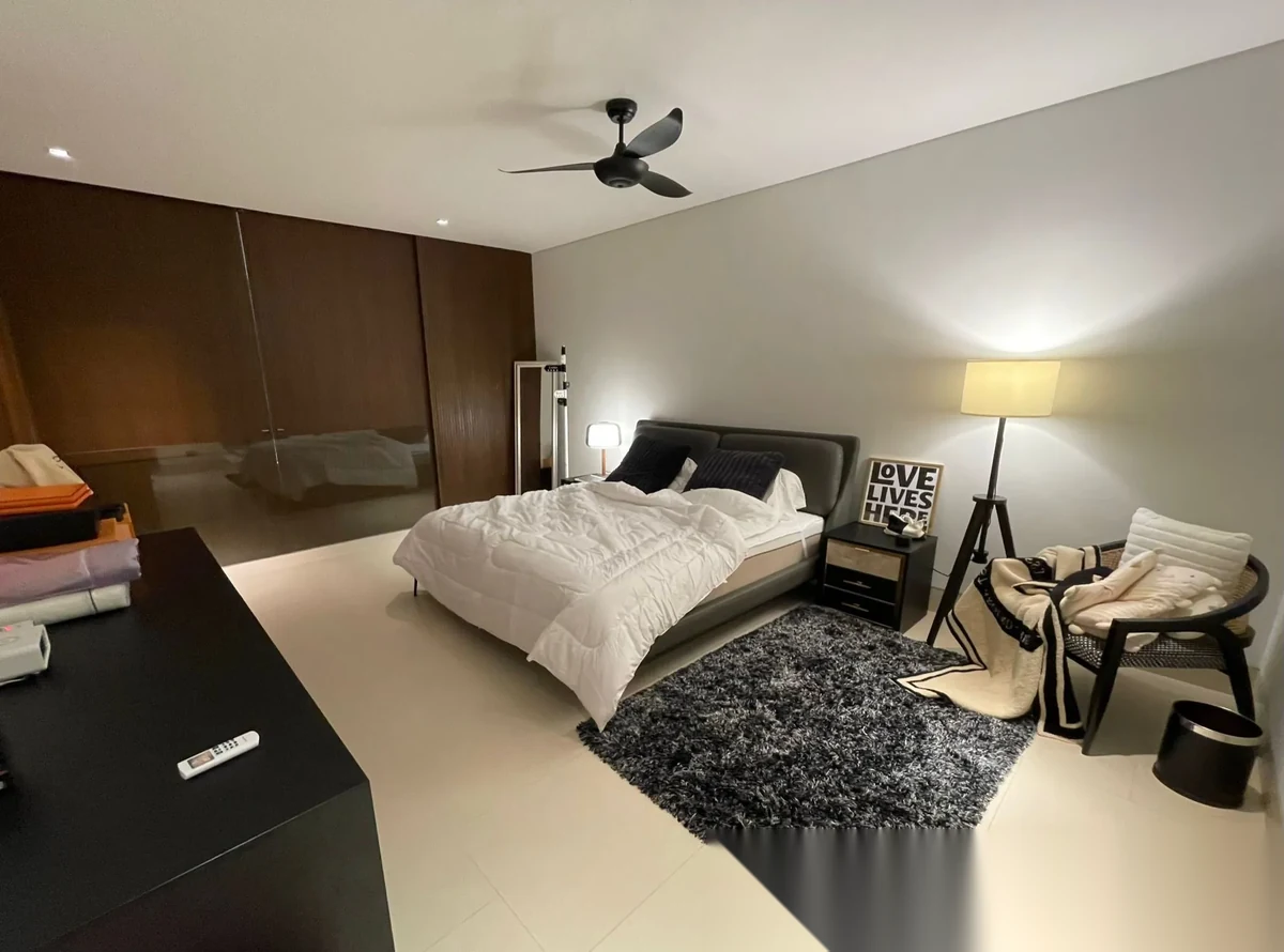 2 Bedroom Apartment for sale at Baan Yamu Residences complex · Pa Khlok · Partial Sea View — photo 4