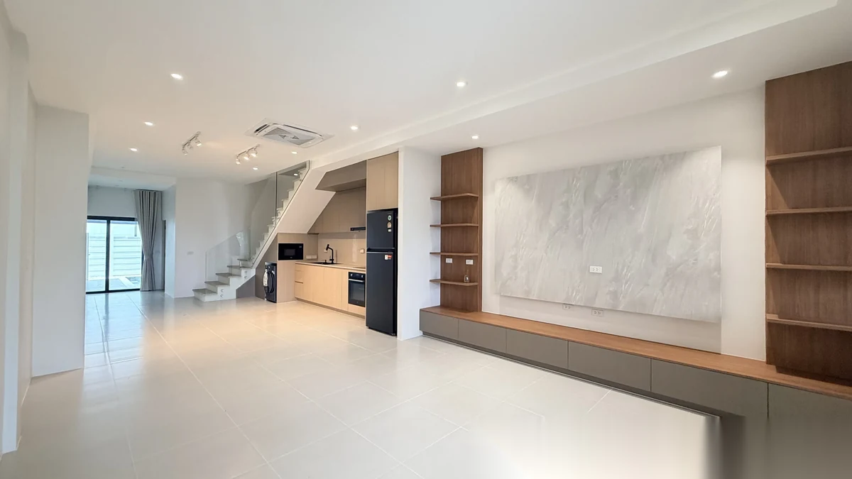 Вилла 3BR · Вид на бассейн — фото 3