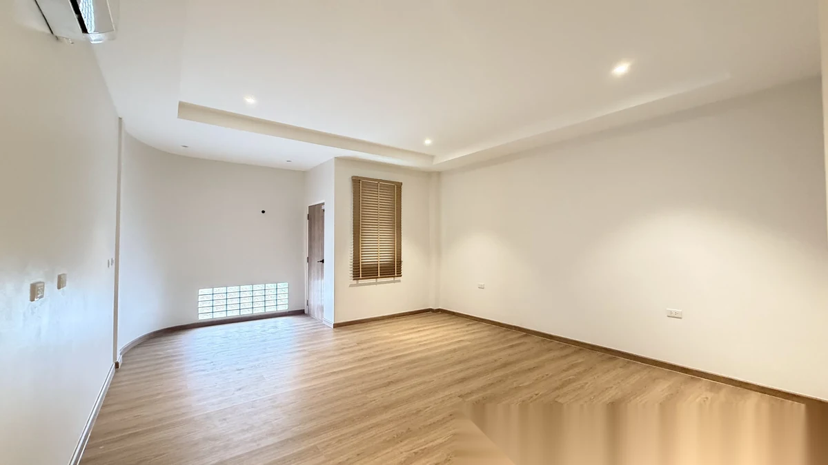 Вилла 3BR · Вид на бассейн — фото 9
