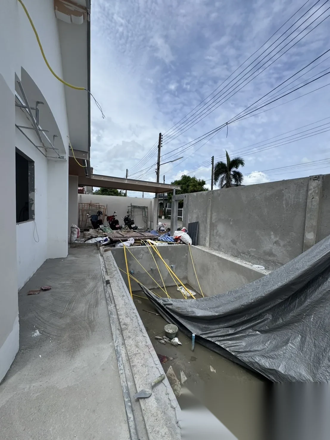 3 Bedroom Villa for sale · Pool View — photo 4