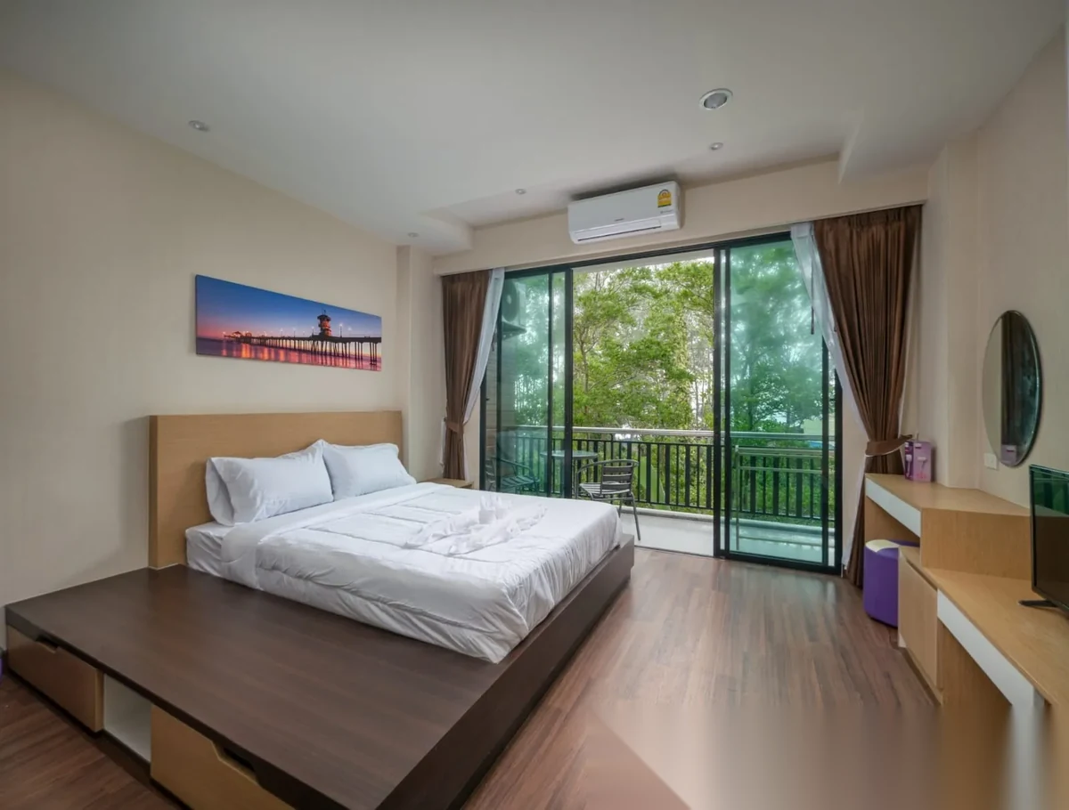 1 Bedroom Apartment for rent at The Naithon Condominium complex · Sakhu · Sea View — photo 2