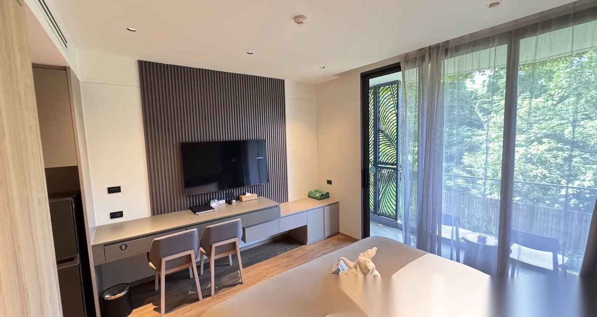 Studio Apartment for sale at Layan Green Park Phase 1 complex · Choeng Thale · Garden View