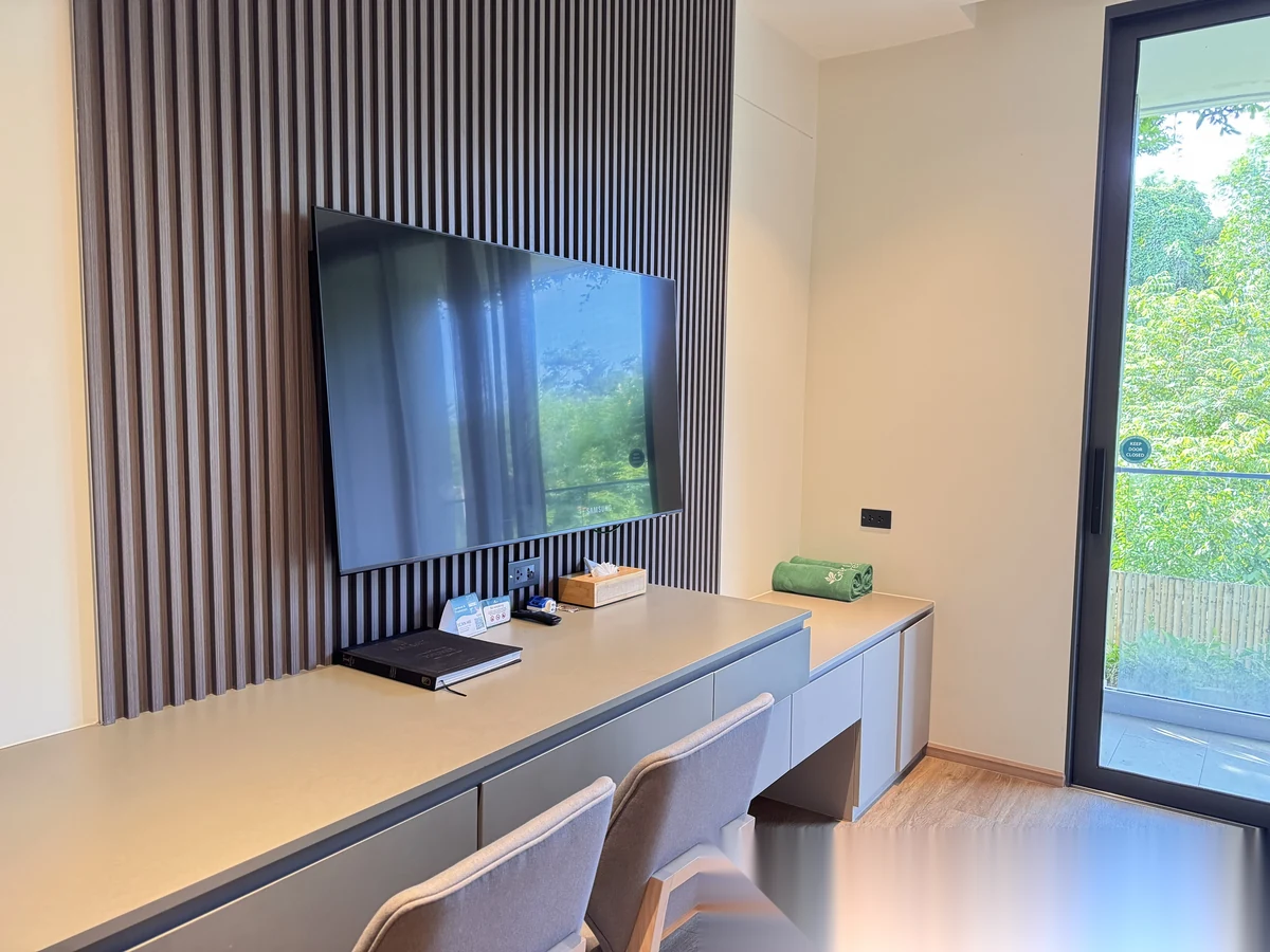 Studio Apartment for sale at Layan Green Park Phase 1 complex · Choeng Thale · Garden View — photo 4