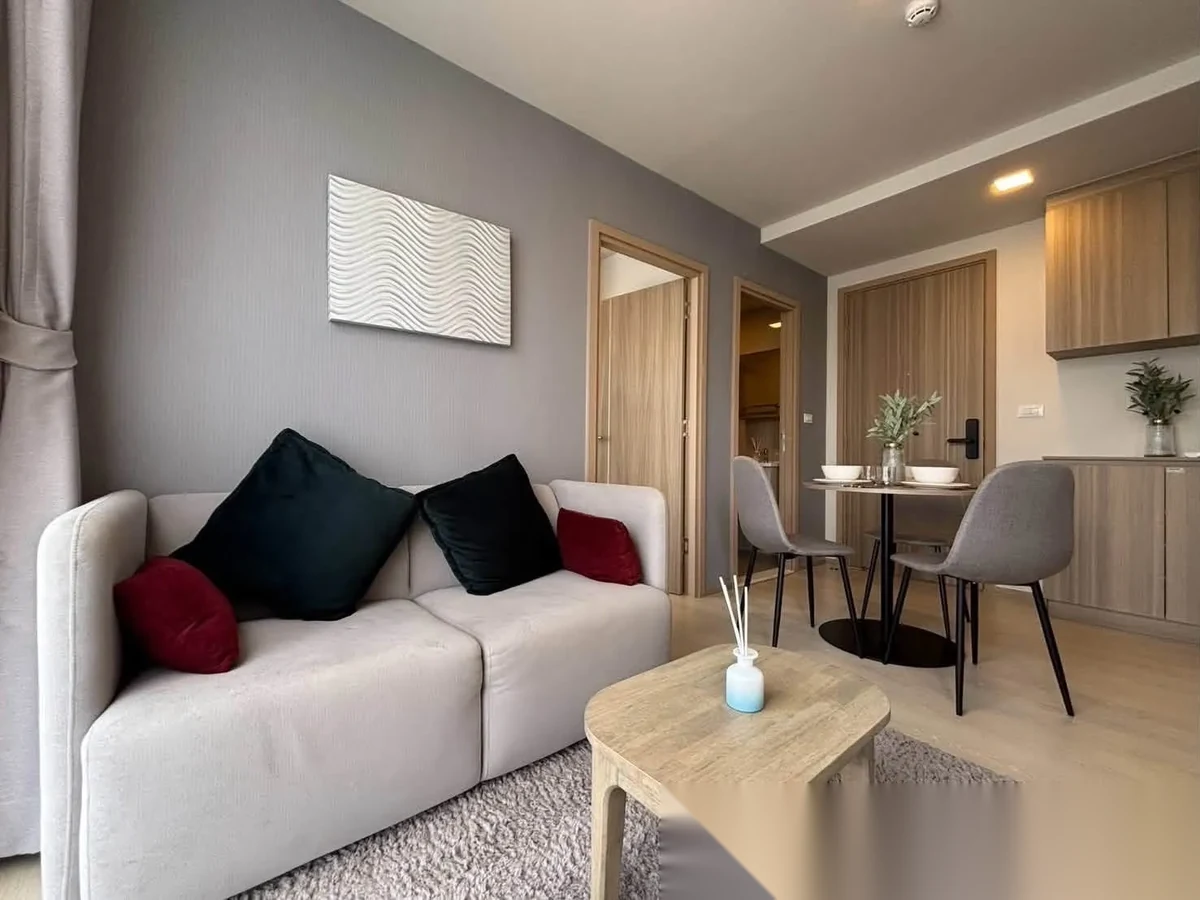 2 Bedroom Apartment for rent at The Base Rise complex · Wichit · Pool View — photo 5