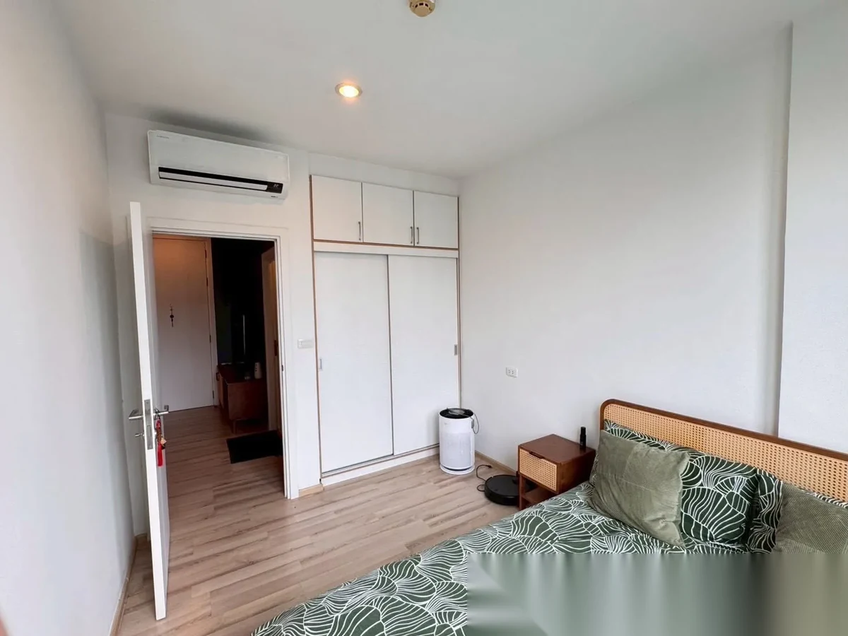 Апартаменты 1BR в ЖК The Base Uptown · Пхукет-таун · Вид на бассейн — фото 8