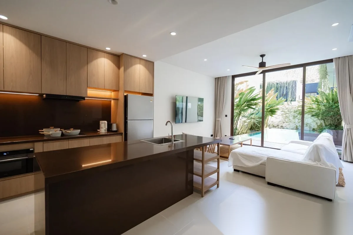 Вилла 3BR в комплексе Villa Qabalah · Си Сунтон · Выход к бассейну — фото 8