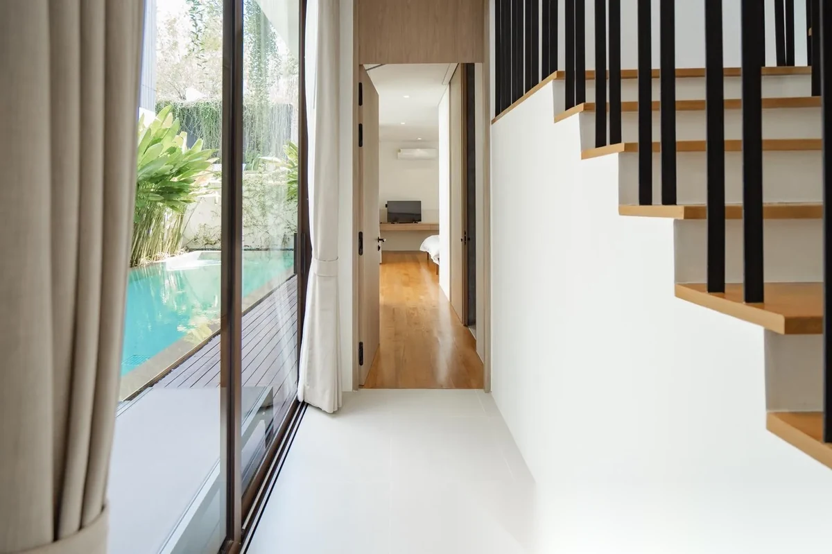 Вилла 3BR в комплексе Villa Qabalah · Си Сунтон · Выход к бассейну — фото 11