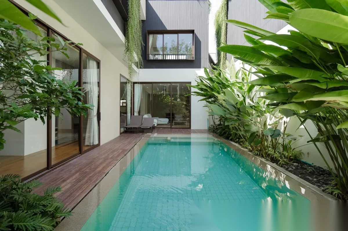 Вилла 3BR в комплексе Villa Qabalah · Си Сунтон · Выход к бассейну — фото 12