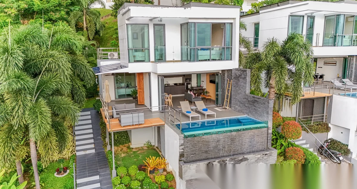 3 Bedroom Villa for rent at Baan Saint Tropez Villas complex · Karon · Sea View
