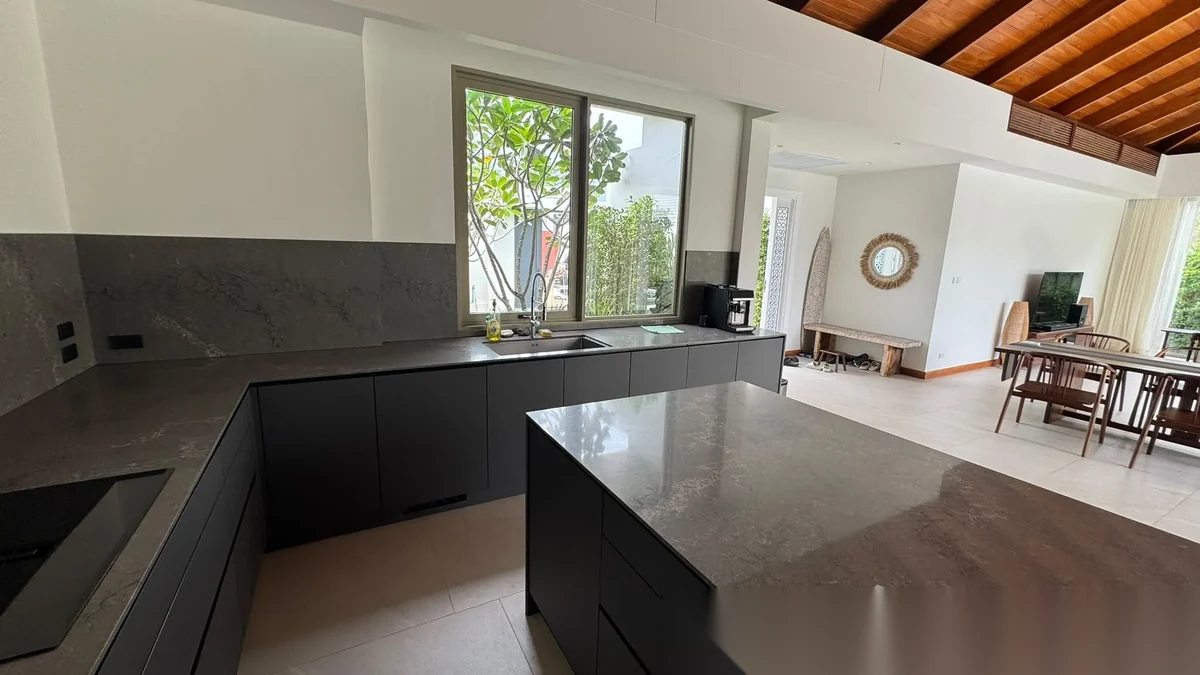 4 Bedroom Villa for sale · Pool View — photo 7