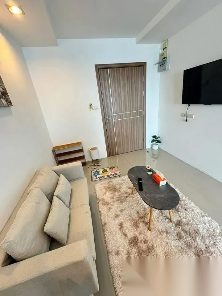 Studio Apartment for rent at Royal Place complex · Kathu — photo 3