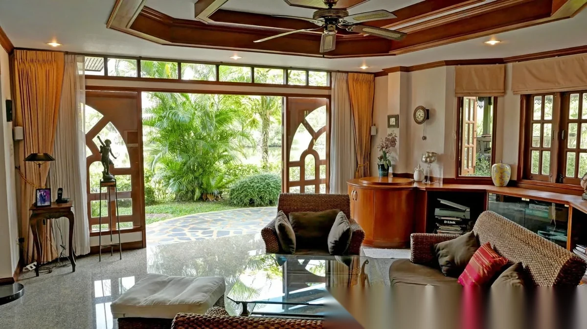 4 Bedroom Villa for sale · Lake View — photo 12