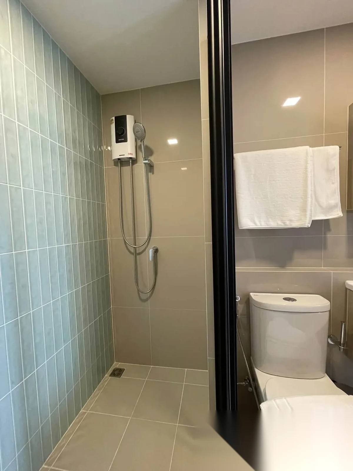 2 Bedroom Apartment for rent at THE BASE Bukit complex · Wichit · Pool View — photo 8