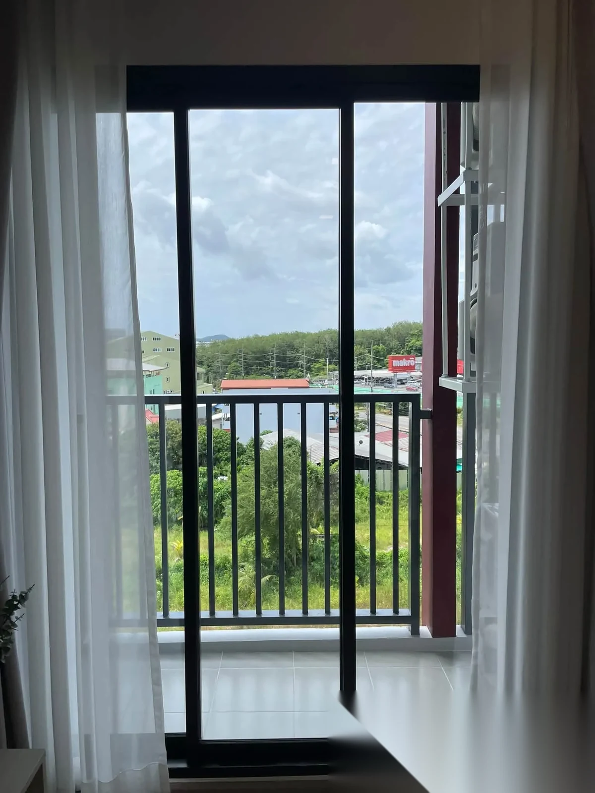 2 Bedroom Apartment for rent at THE BASE Bukit complex · Wichit · Pool View — photo 9