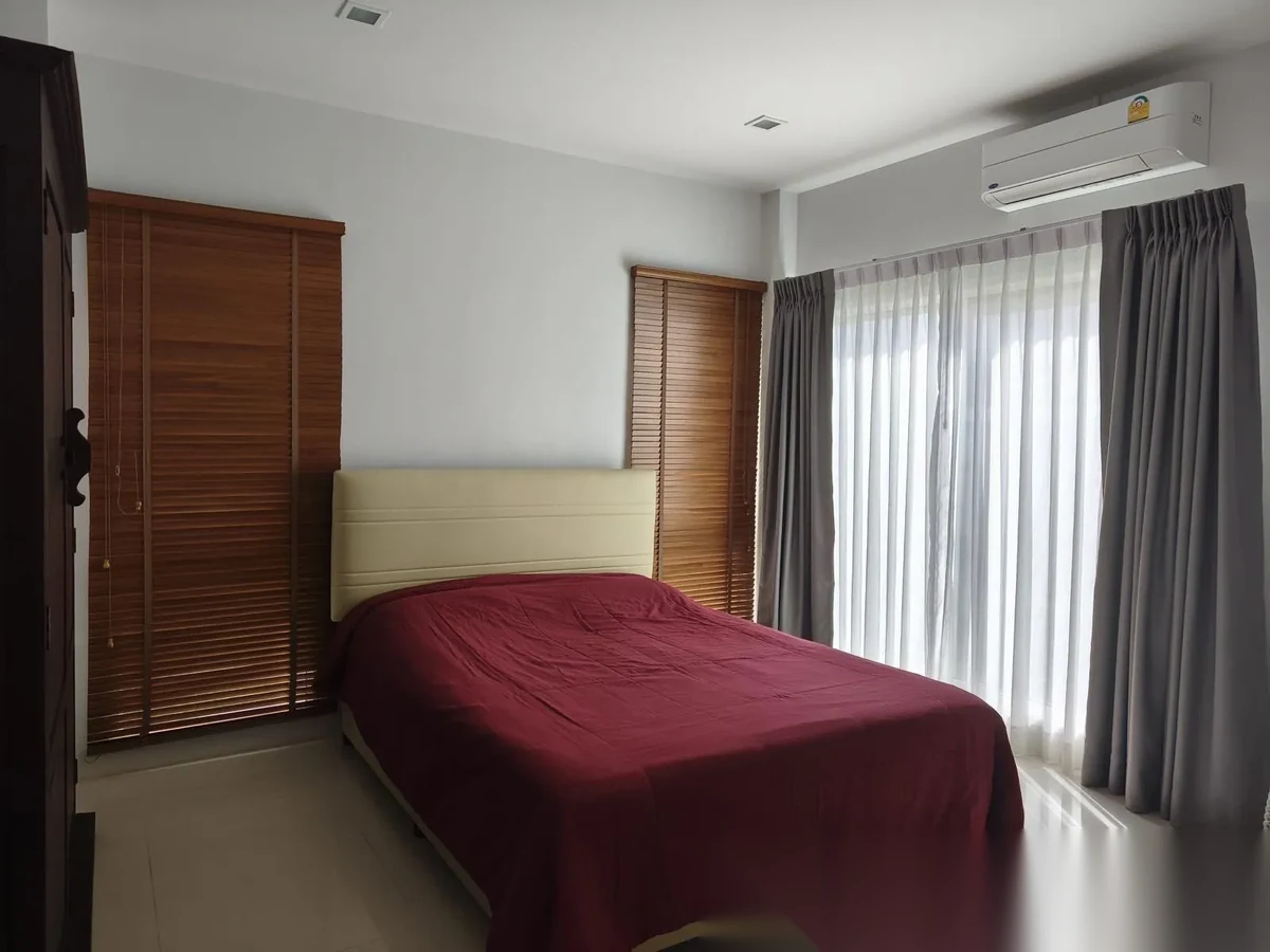 4 Bedroom Villa for sale at Mana Kathu Lake complex · Kathu — photo 7