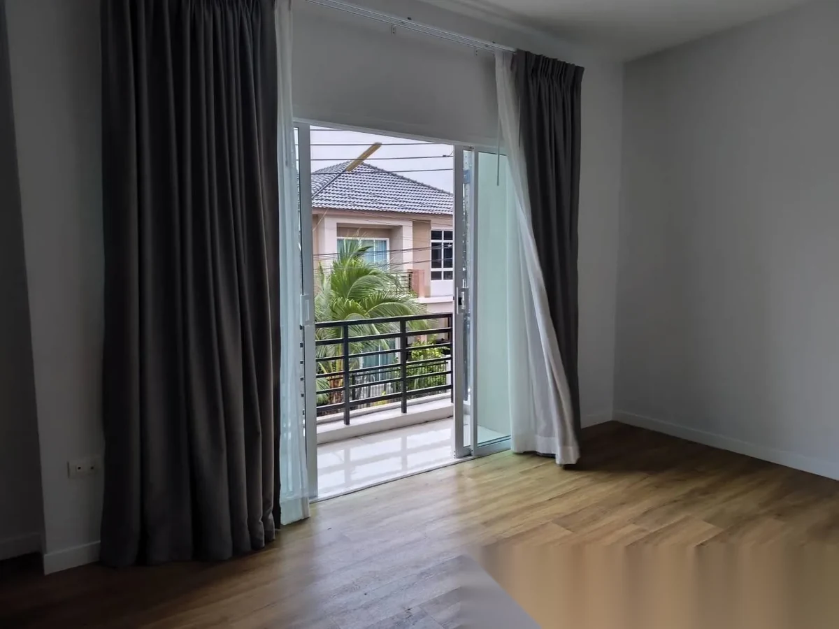4 Bedroom Villa for sale at Mana Kathu Lake complex · Kathu — photo 8