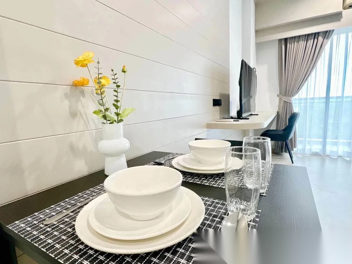 Studio Apartment for rent at The Green Places Condominium complex · Phuket Town — photo 6