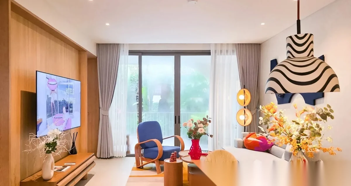1 Bedroom Apartment for sale at The Standard Residences complex · Choeng Thale · Pool View