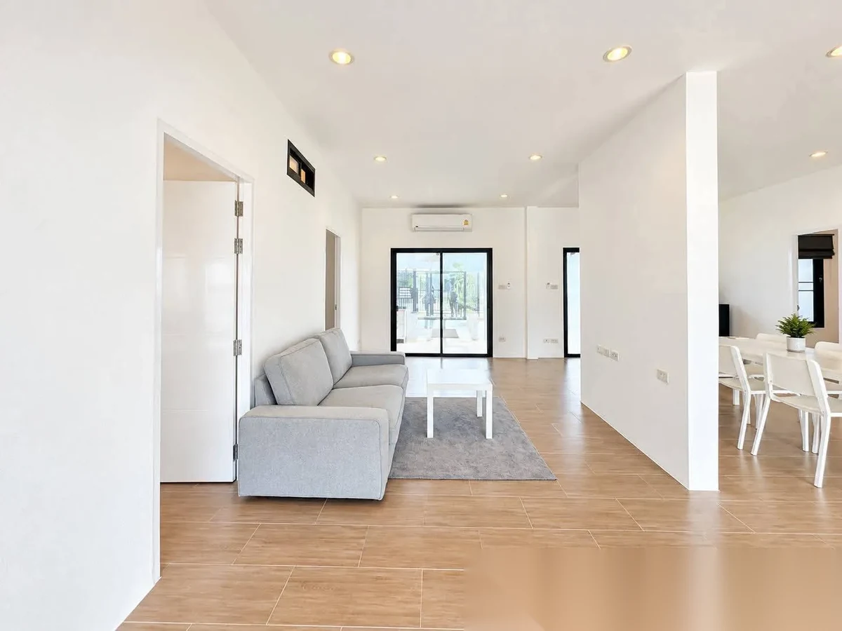 4 Bedroom House for sale — photo 7