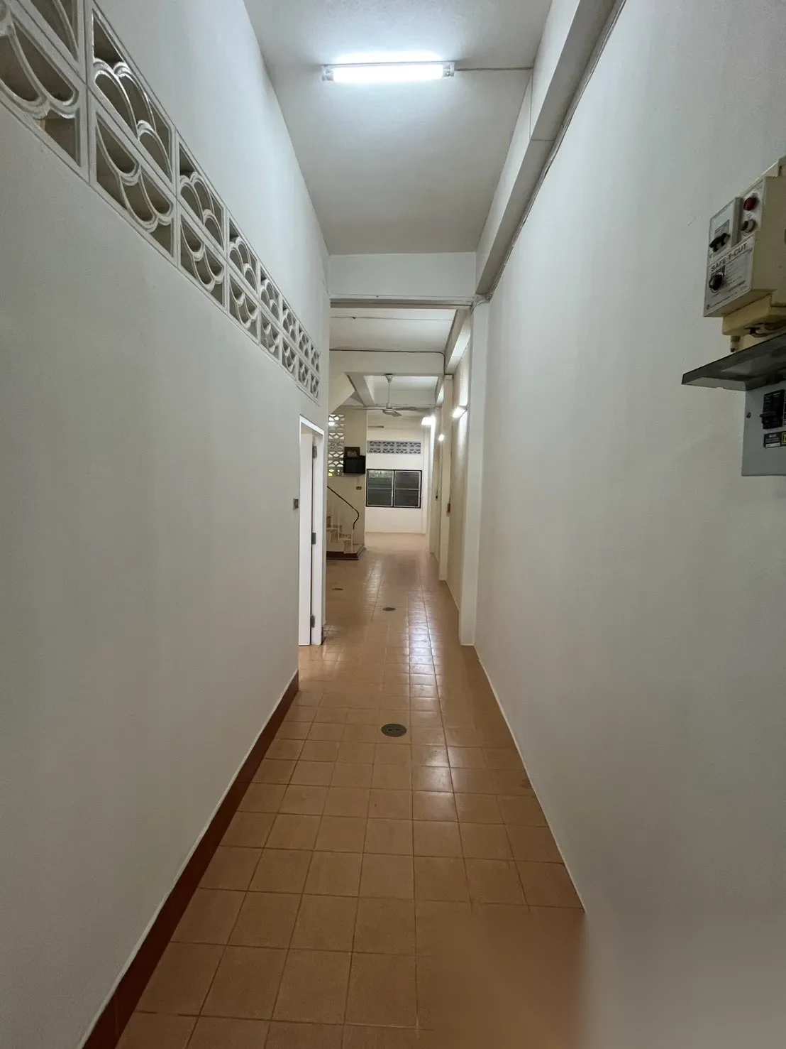 4 Bedroom House for sale — photo 3