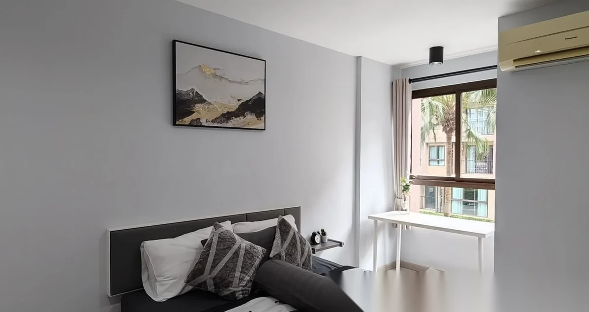 1 Bedroom Apartment for rent at ZCAPE III complex · Wichit · Pool View