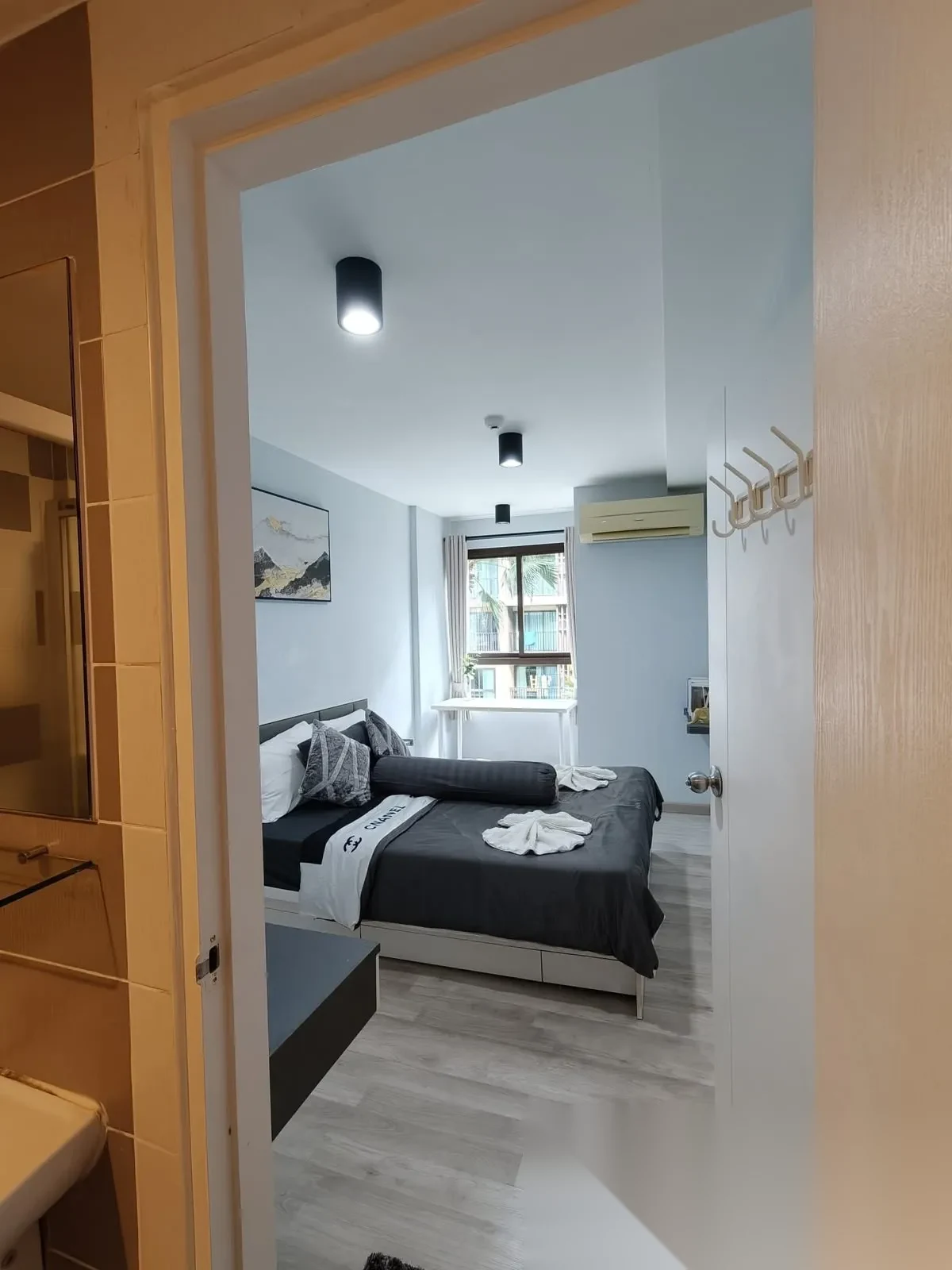 1 Bedroom Apartment for rent at ZCAPE III complex · Wichit · Pool View — photo 7