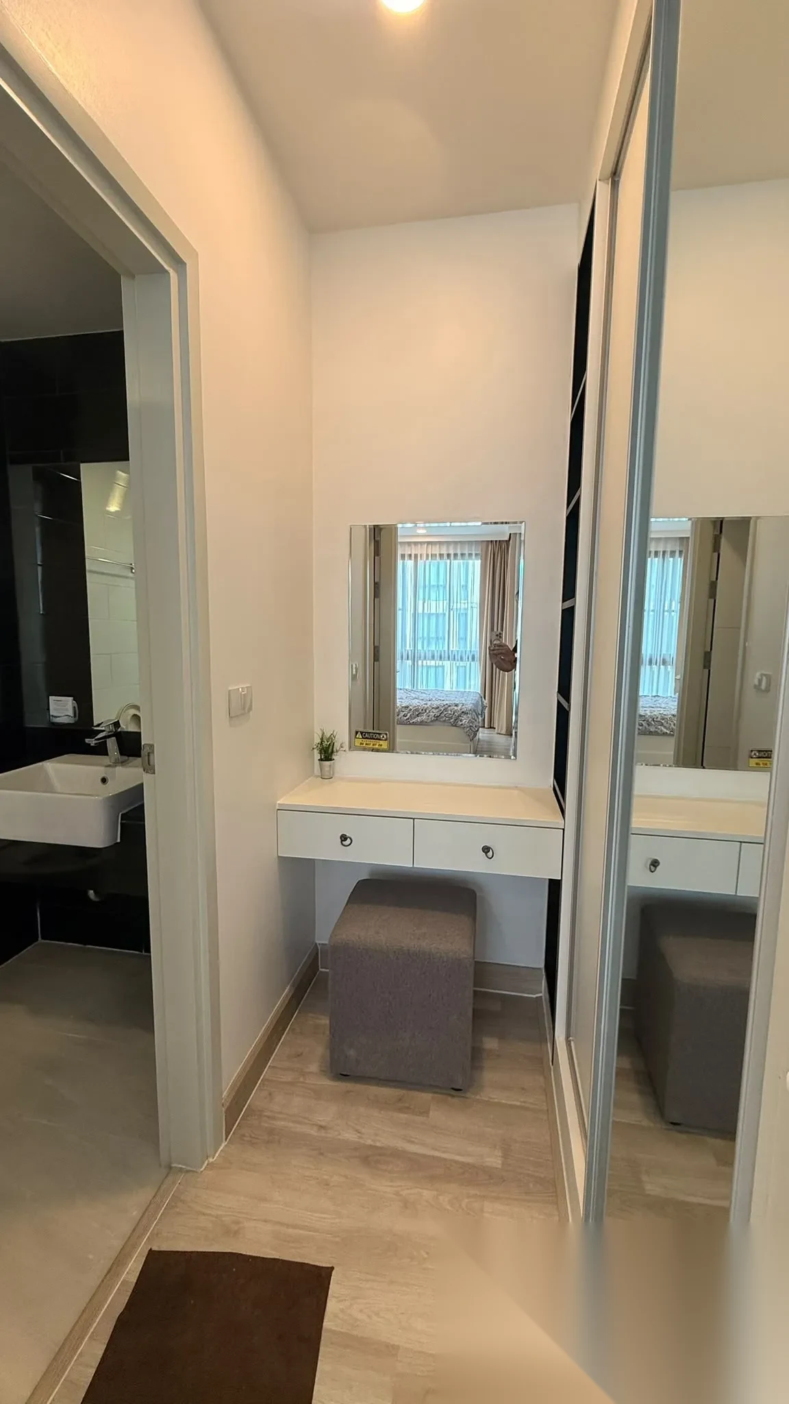 1 Bedroom Apartment for rent at Royal Lee The Terminal Phuket complex · Sakhu · Pool View — photo 5
