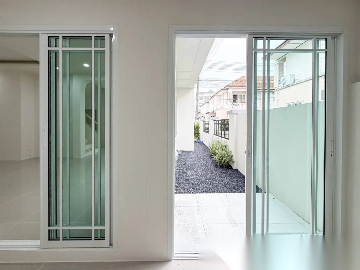 3 Bedroom Townhouse for sale at Phanason Residence (Makro) complex · Wichit — photo 12