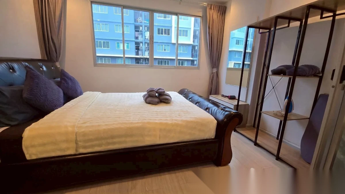 Studio Apartment for sale at D Condo Kathu complex · Kathu · Pool View — photo 5