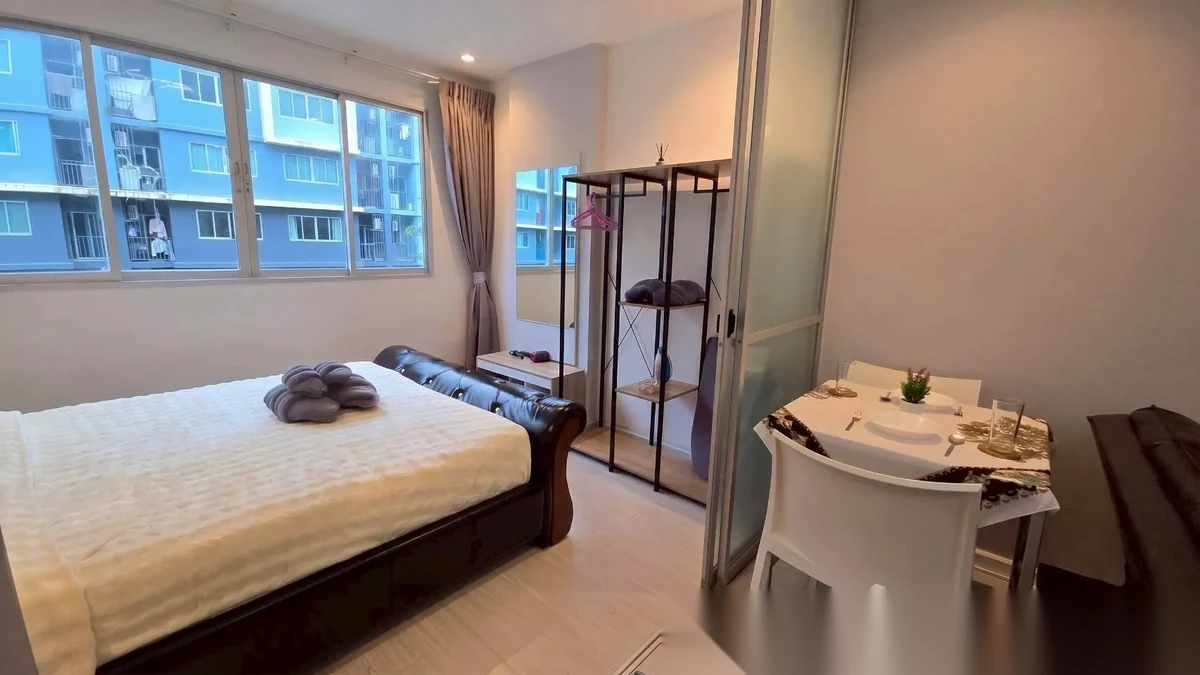 Studio Apartment for sale at D Condo Kathu complex · Kathu · Pool View — photo 6