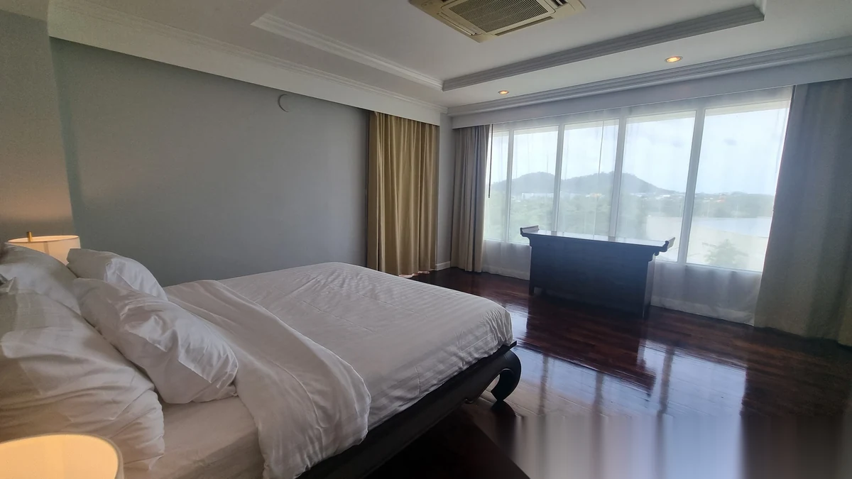 2 Bedroom Apartment for rent at Heritage Suites complex · Kathu · Pool Access — photo 4