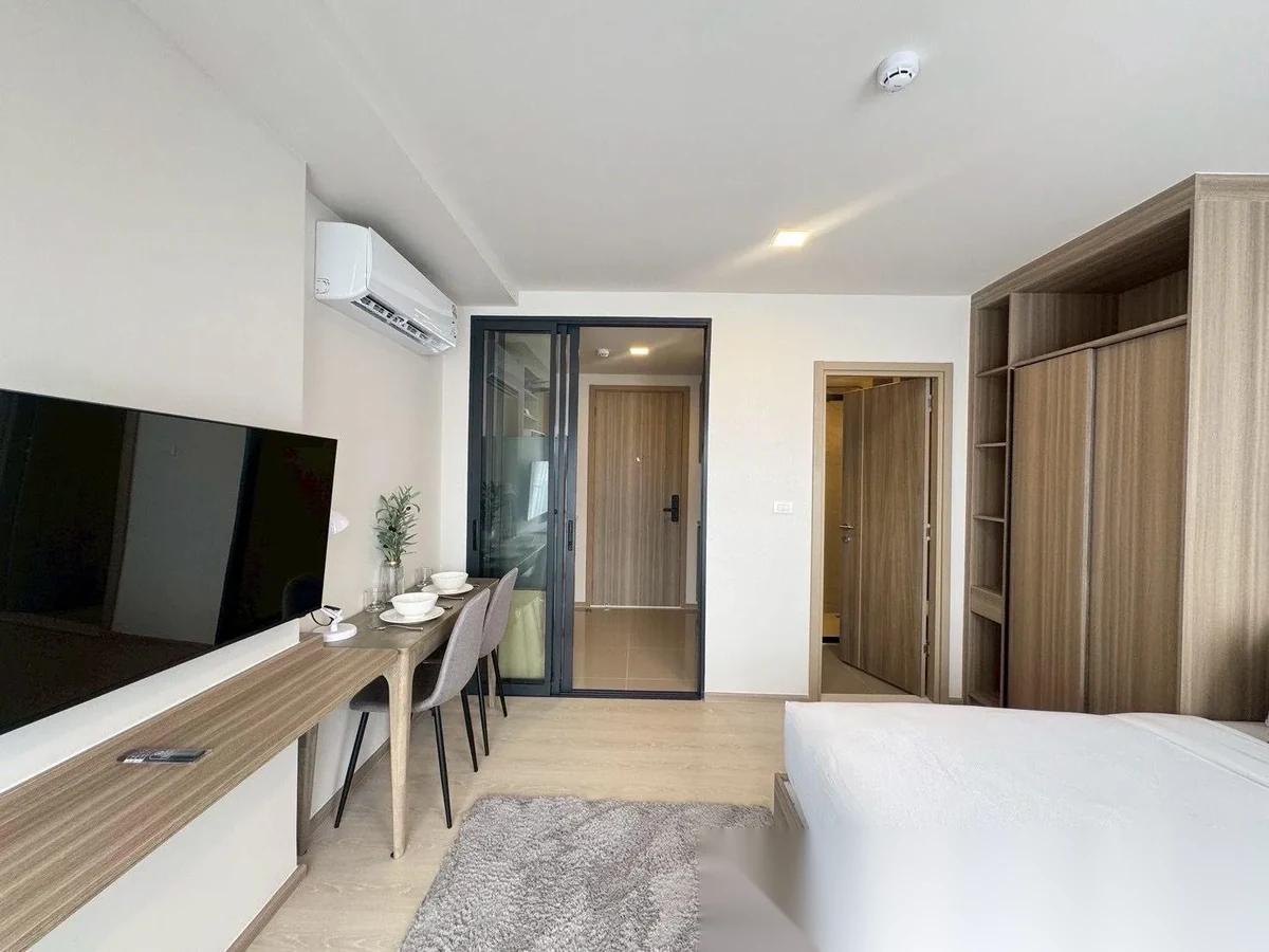 1 Bedroom Apartment for rent at The Base Rise complex · Wichit — photo 3