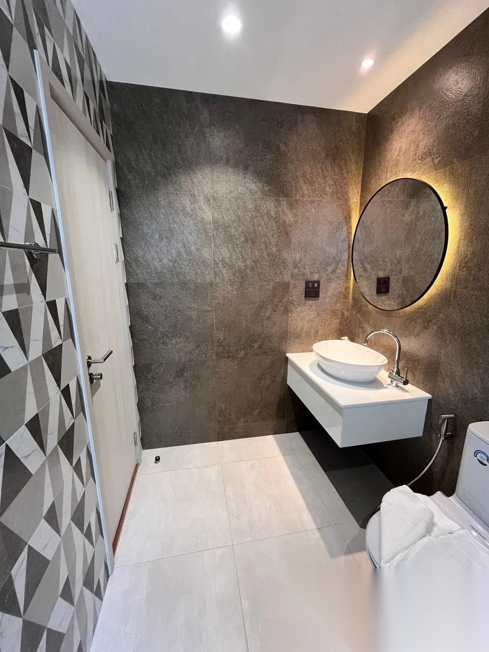 Studio Apartment for rent at The Title Halo 1 complex · Sakhu — photo 3