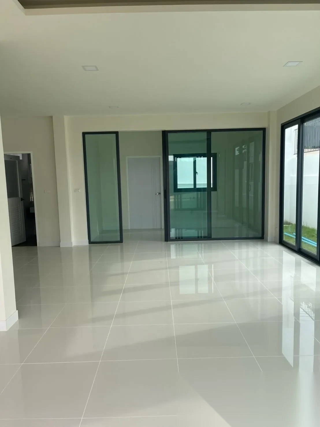 4 Bedroom House for sale at Supicha The Circle complex · Phuket Town — photo 5