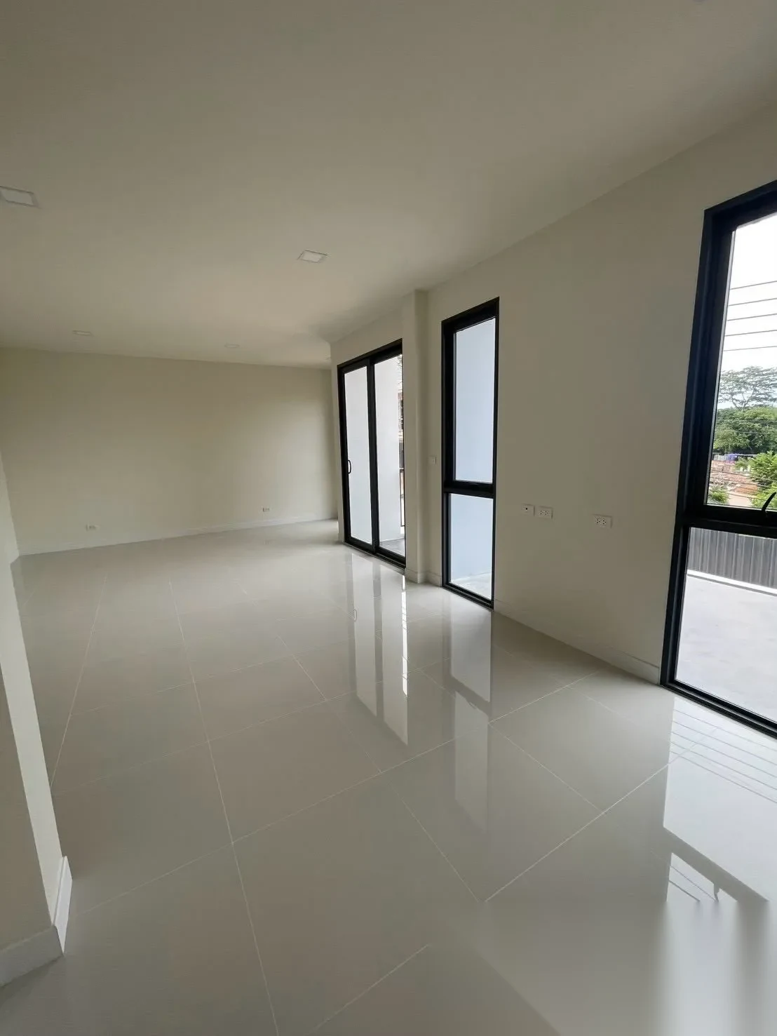 4 Bedroom House for sale at Supicha The Circle complex · Phuket Town — photo 6