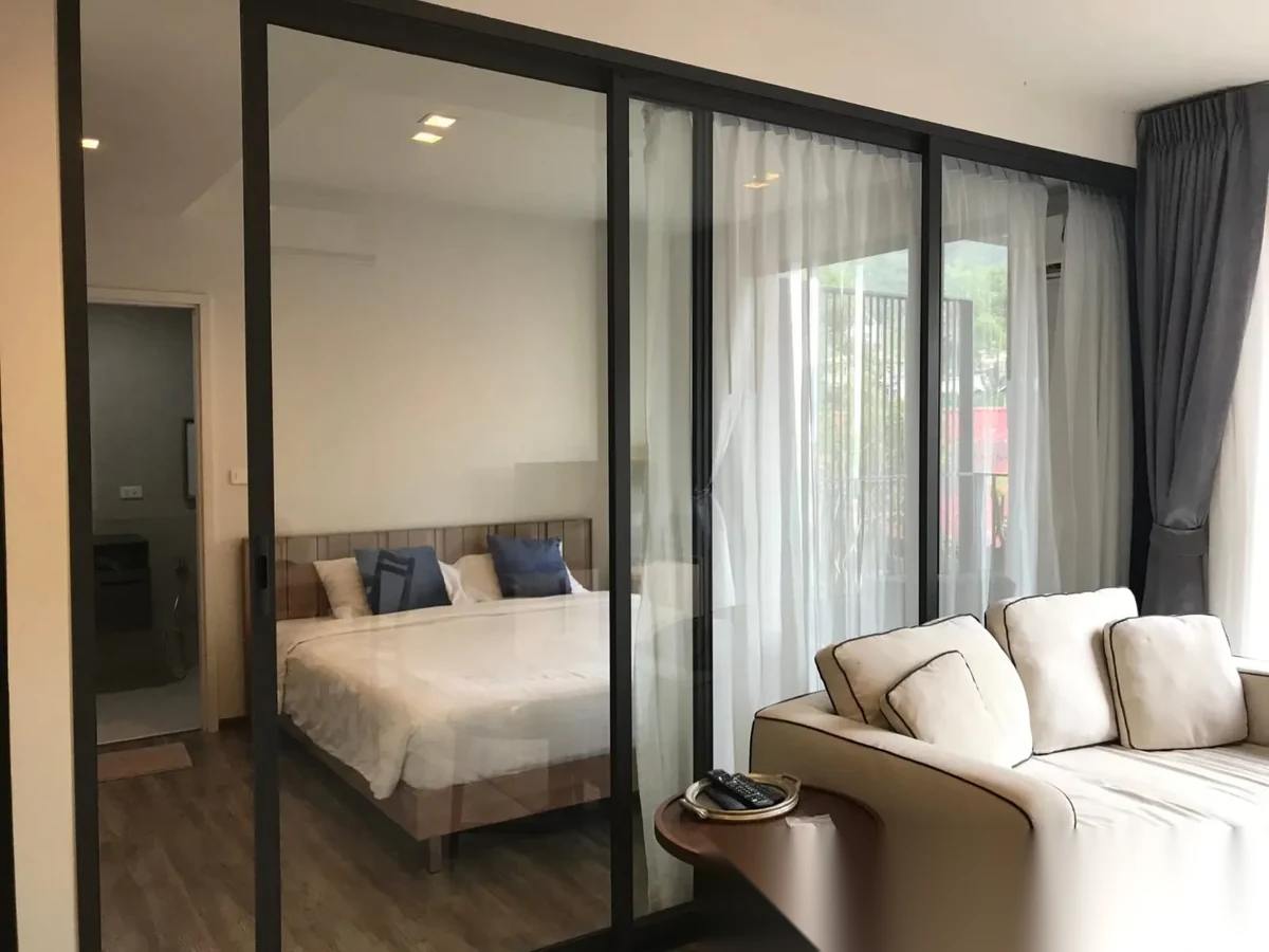 1 Bedroom Apartment for sale at The Deck Patong complex · Patong — photo 7