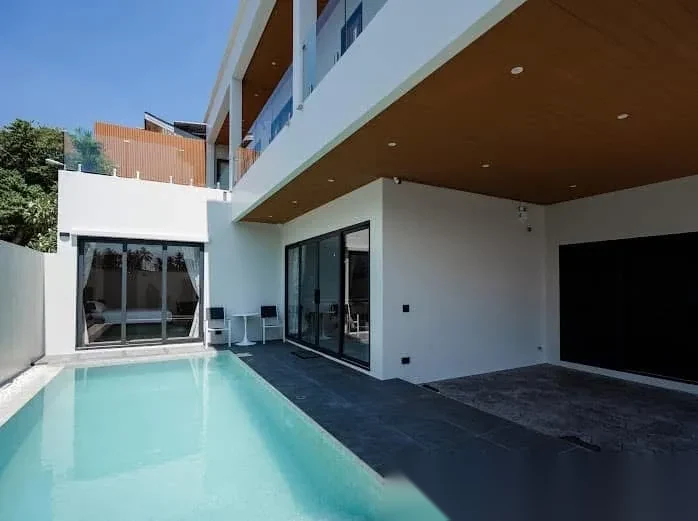 3 Bedroom Villa for sale · Partial Sea View — photo 2