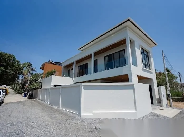 3 Bedroom Villa for sale · Partial Sea View — photo 3