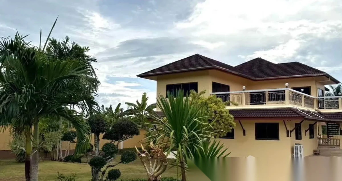 4 Bedroom House for rent · Thep Krasattri