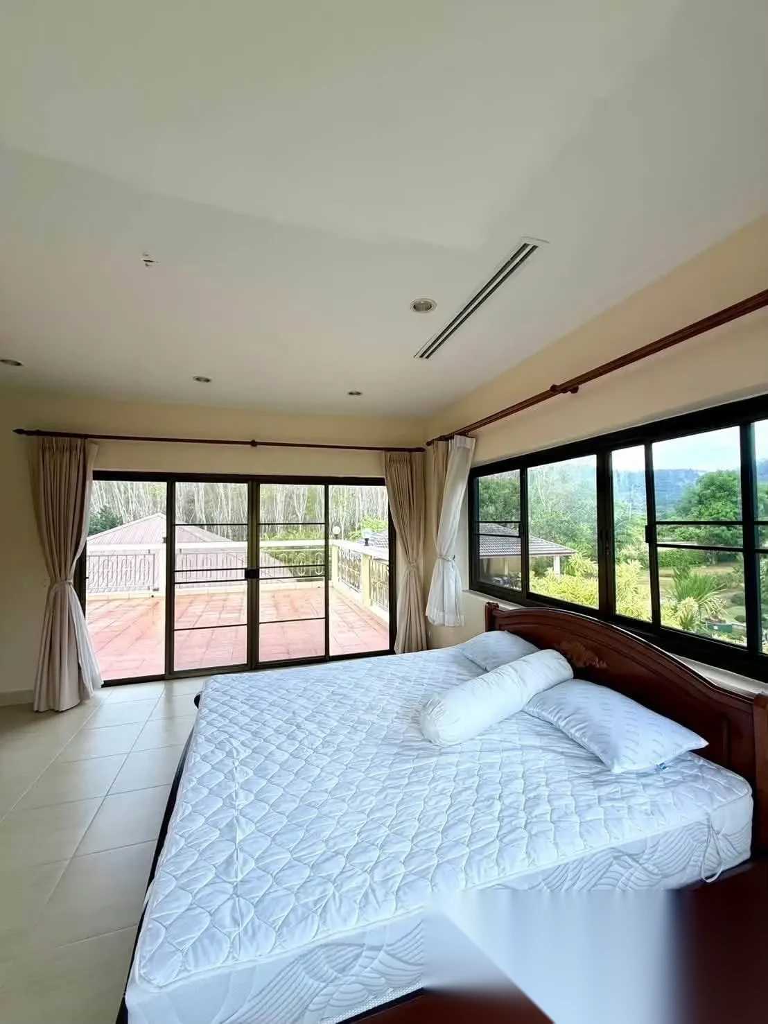 4 Bedroom House for rent · Thep Krasattri — photo 10