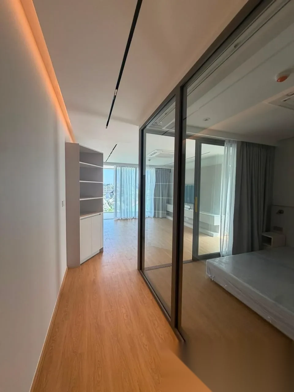 1 Bedroom Apartment for sale at The Aqua complex · Choeng Thale · Lake View — photo 4