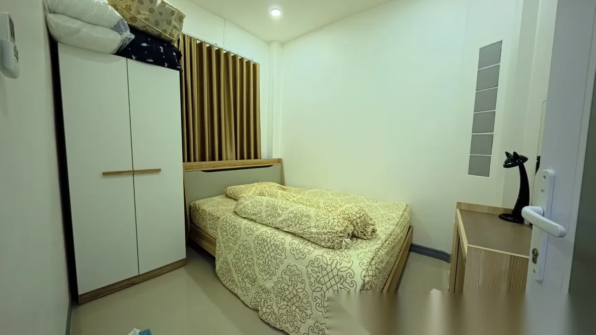 4 Bedroom House for sale at Baan Suan Yu Charoen 5 complex · Pa Khlok · Garden View — photo 35