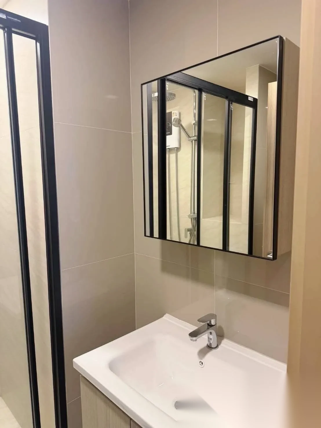 1 Bedroom Apartment for rent at THE BASE Bukit complex · Wichit — photo 7