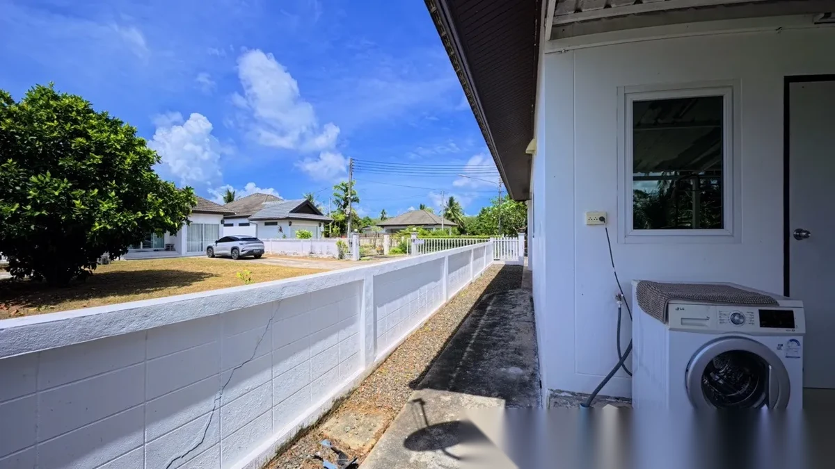 3 Bedroom House for sale at Baan Suan Yu Charoen 5 complex · Pa Khlok — photo 8