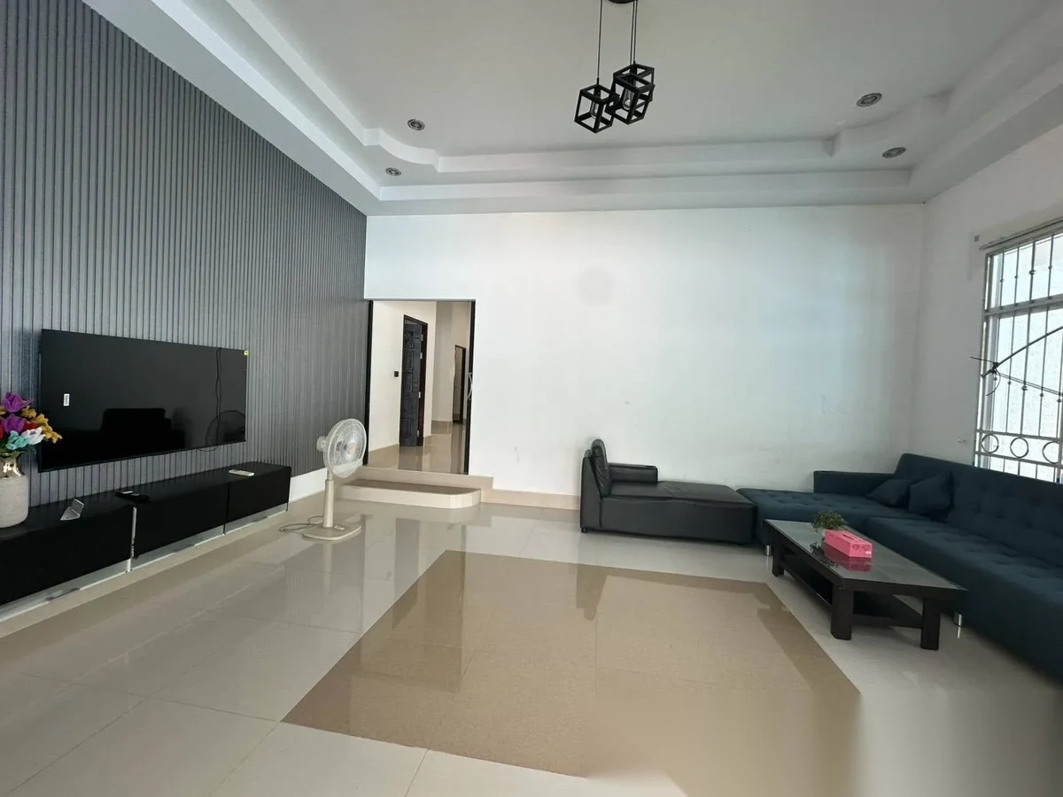 3 Bedroom Villa for sale at The Valley Kathu complex · Kathu · Pool View — photo 6